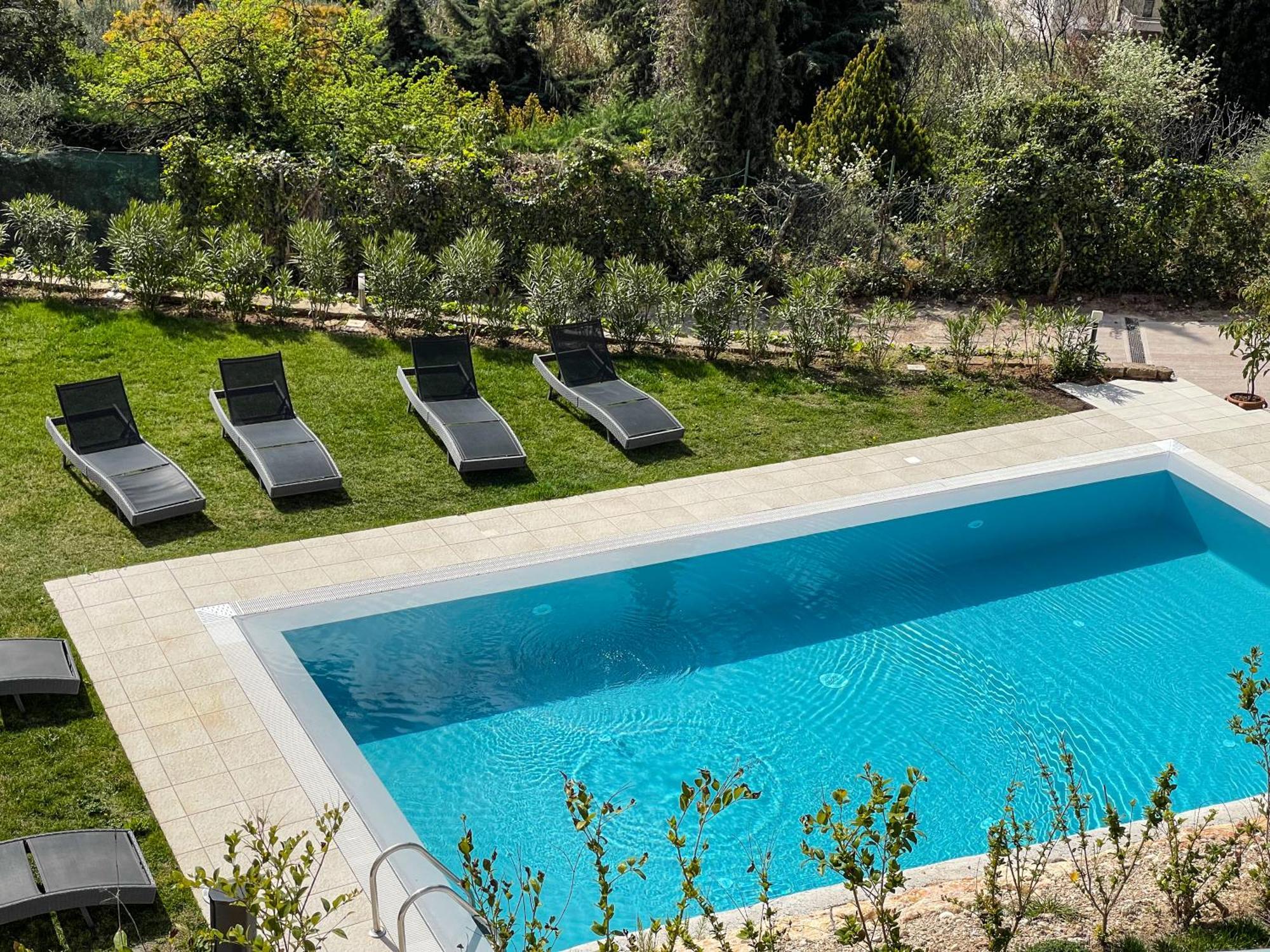 גארדה Sunset Lodge - Enjoy Holiday מראה חיצוני תמונה